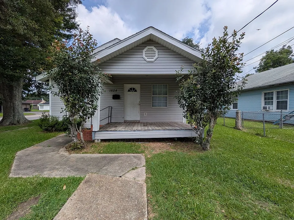 1624 Franklin Ave