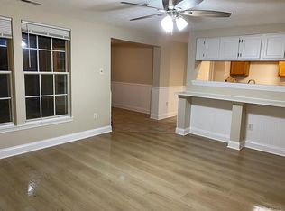7665 Gladstone Rd #6, Windsor Mill, MD 21244