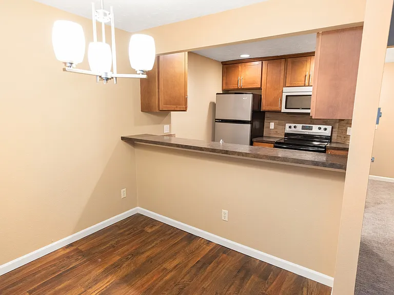 Graymayre Crossing Apartments — Photo 61