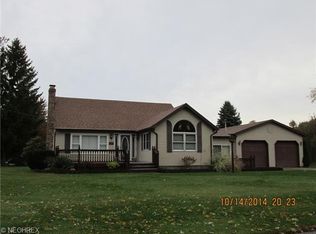 2853 Bugby Rd, North Kingsville, OH 44068