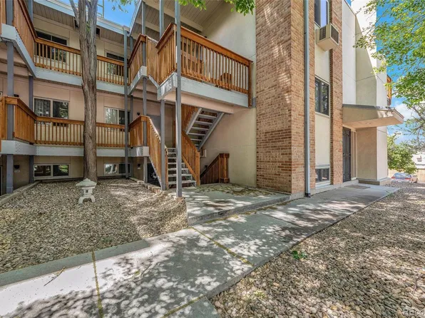 2835 S Monaco Parkway #1-304, Denver, CO 80222