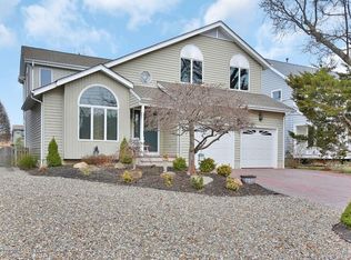 2113 Evergreen Ln, Point Pleasant Beach, NJ 08742