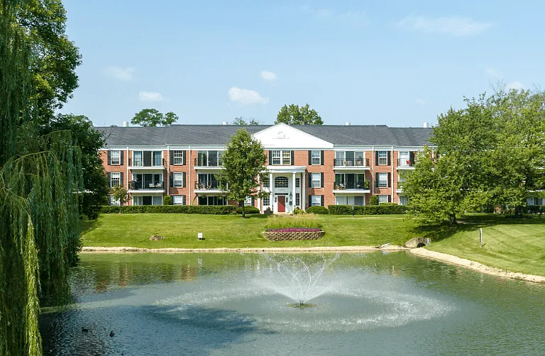 Versailles on the Lakes Oakbrook* — Photo 1