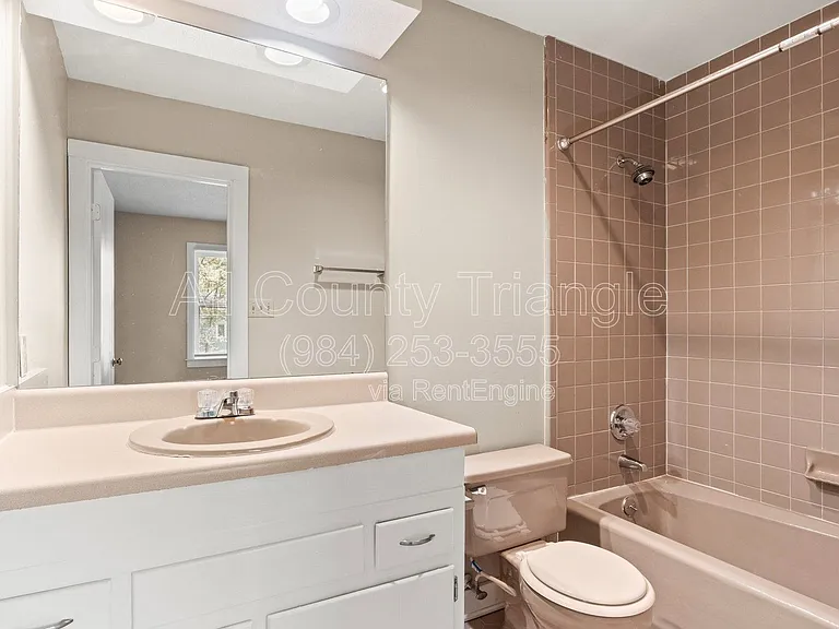 1619 Budwood Dr — Photo 27