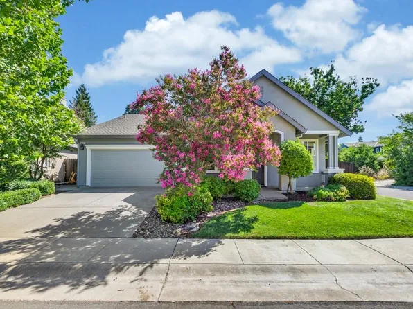 2027 Bishop Pl, Davis, CA 95618