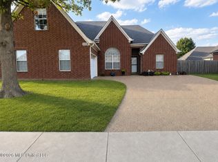 3158 Pinetree Loop S, Southaven, MS 38672