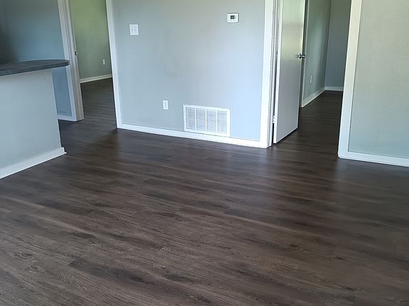 5th image of 216 N Kemp St