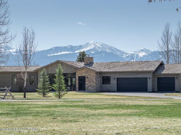 6300 N Aspen Dr, Jackson, WY 83001