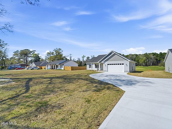 2nd image of 1992 Catherine Lake Road