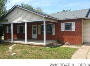 550 Lombar St, Iberia, MO 65486
