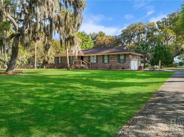 444 Moon River Ct