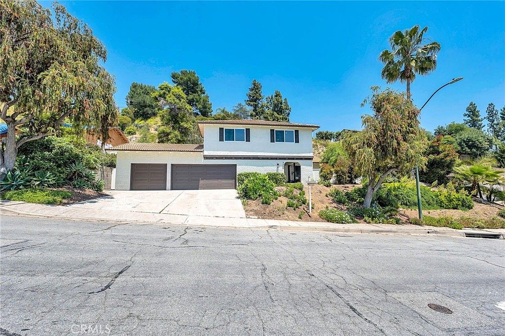 3243 Kirkham Dr, Glendale, CA 91206 Zillow
