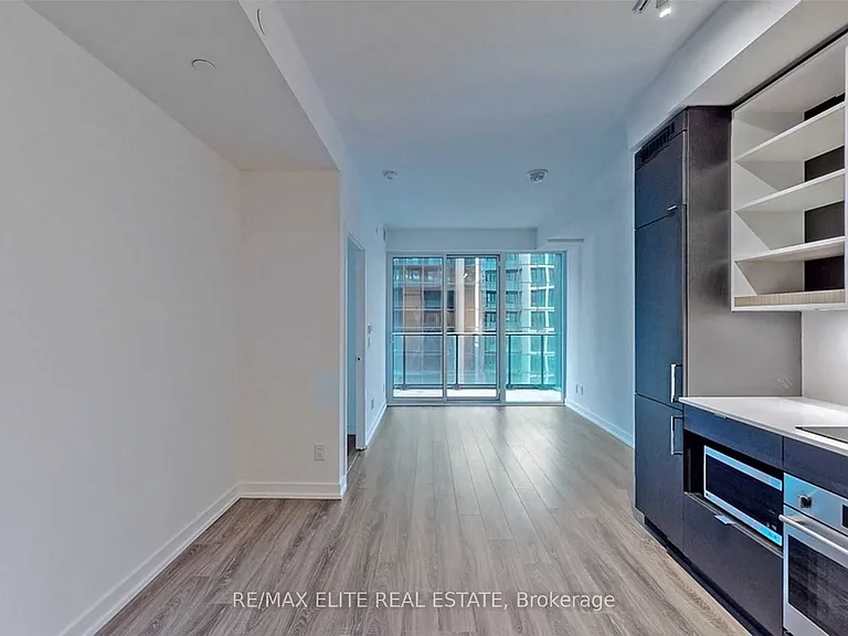 20 Edward St #1307 — Photo 13