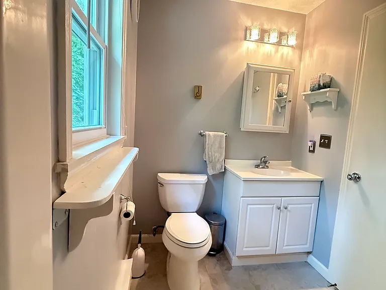 13 Kimberly Dr #C — Photo 20