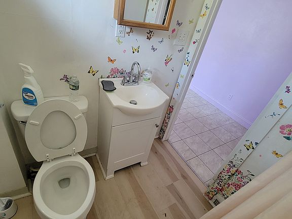 5th image of 53 Hayes St #1