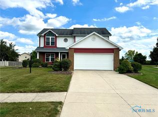 179 W Pinewood Ave, Defiance, OH 43512