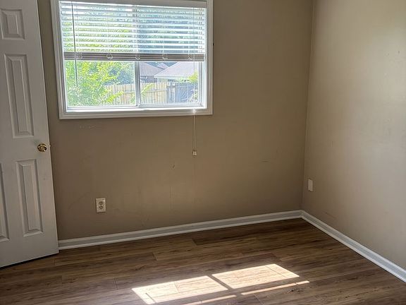 2nd image of 3791 Windermere Rd