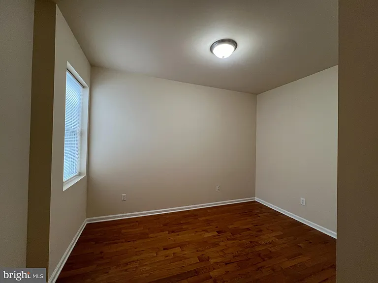 1516 W Diamond St #D — Photo 9