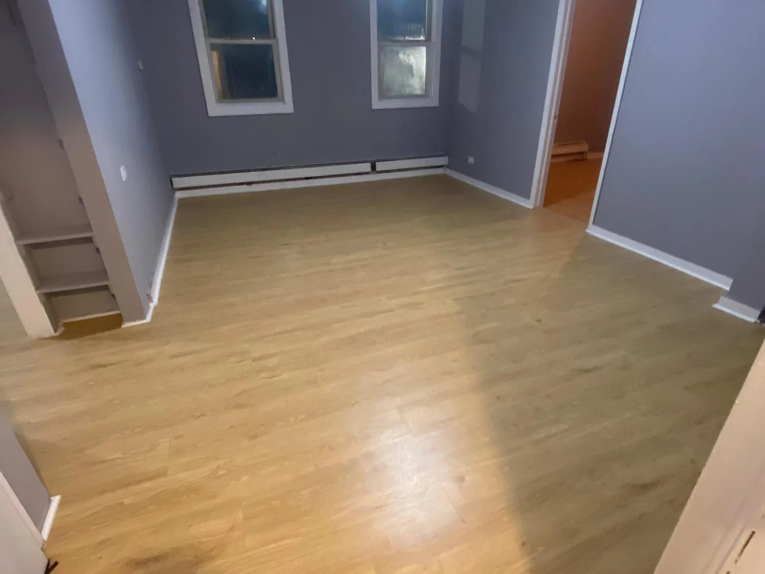 662 Noble Ave — Photo 2