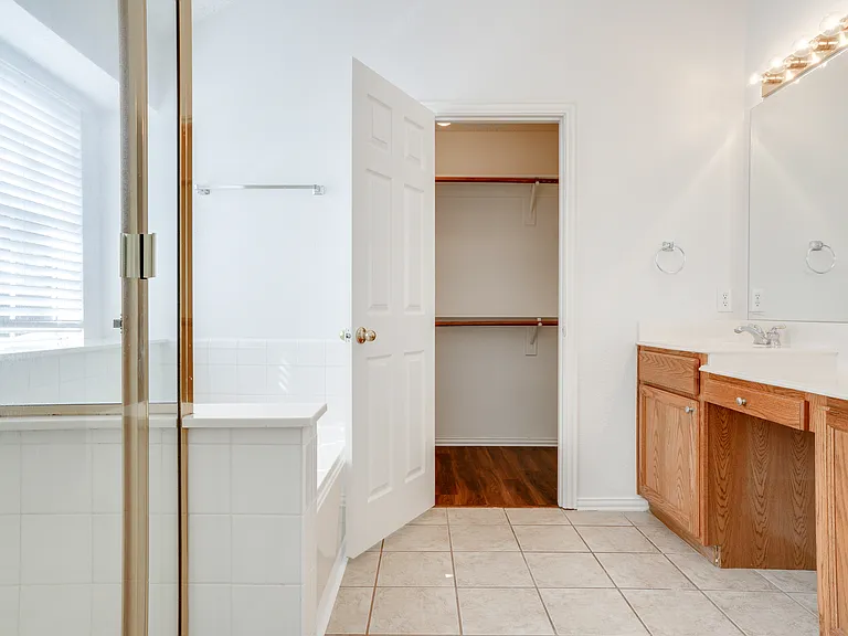 8611 Ironwood Dr — Photo 9