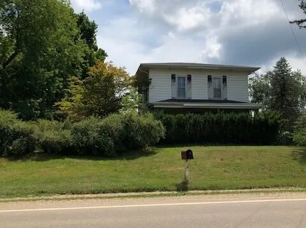 8757 M 40, Gobles, MI 49055