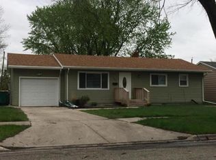 507 2nd St E, West Fargo, ND 58078