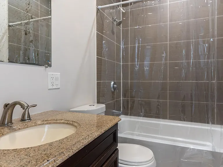 89 Cedar St #2L — Photo 24