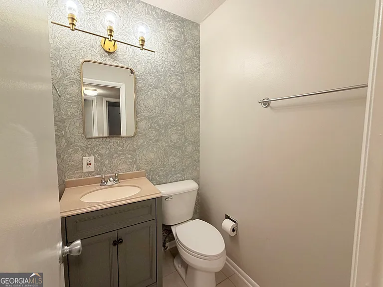 1181 Church St #G — Photo 16