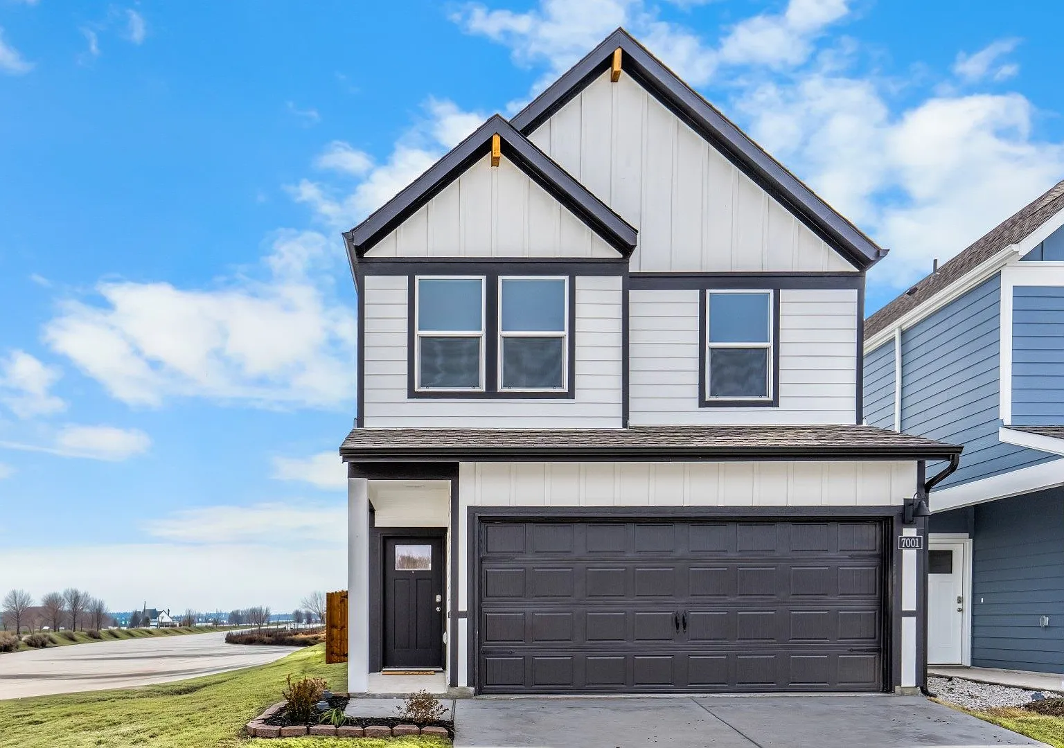 7001 Moonflower Ln — Photo 1