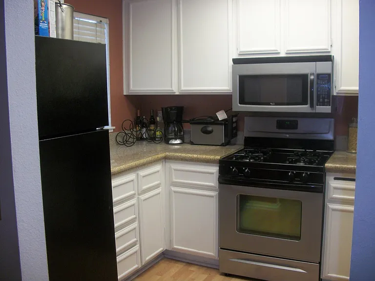 8721 Pine Crest Pl — Photo 2