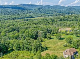 544 Albany Post Rd, New Paltz, NY 12561