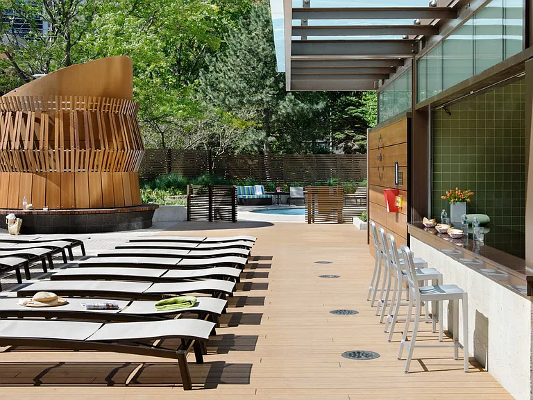 Access to Sun Deck