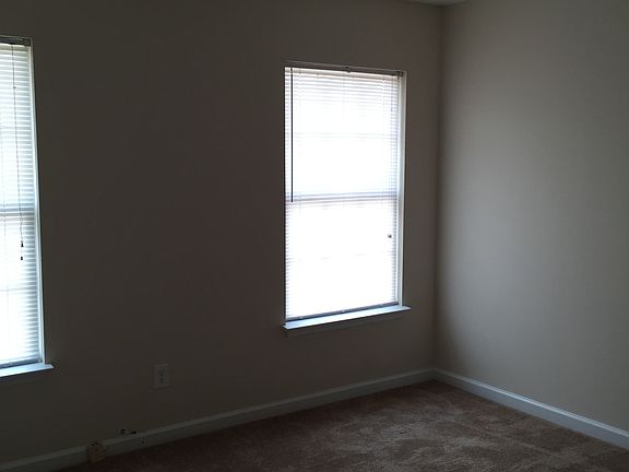 4th image of 3708 Bansbury Pl