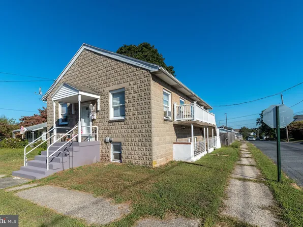 421 E 3rd St, Birdsboro, PA 19508