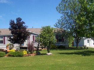 32 Clark Rd, Champlain, NY 12919