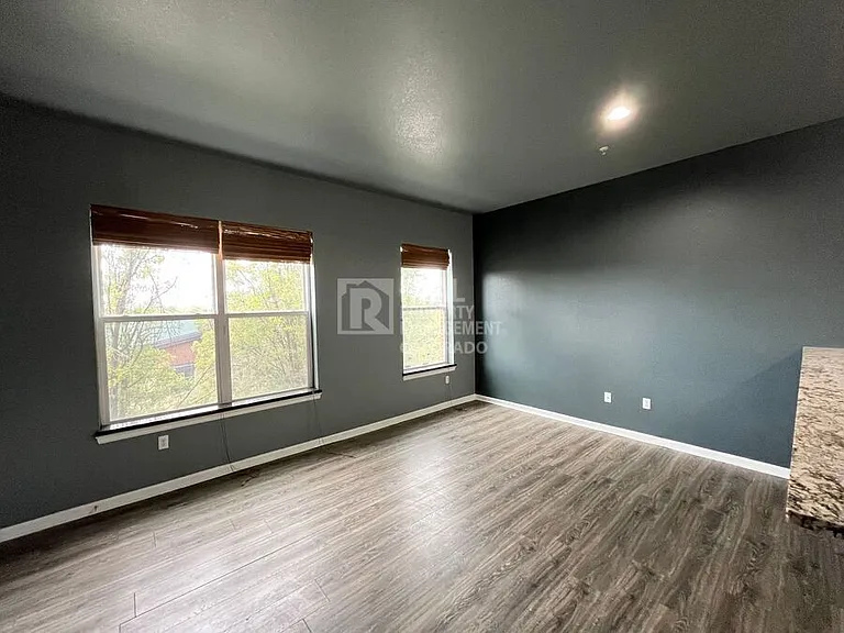 15475 Andrews Dr #305 — Photo 4