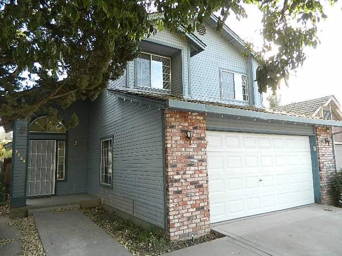 1st image of 3724 Woodglen Dr