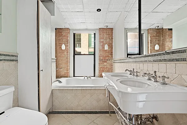 Sold by Corcoran | media 6