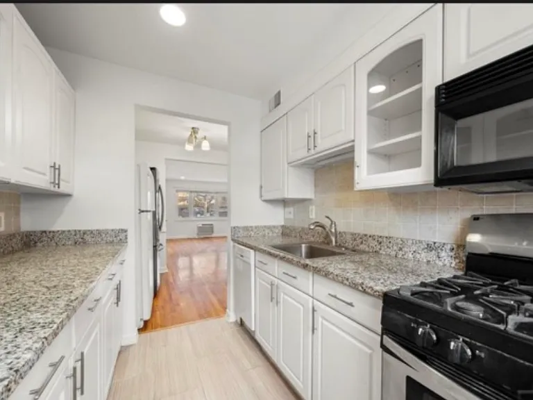 184 Hillside Ave — Photo 6