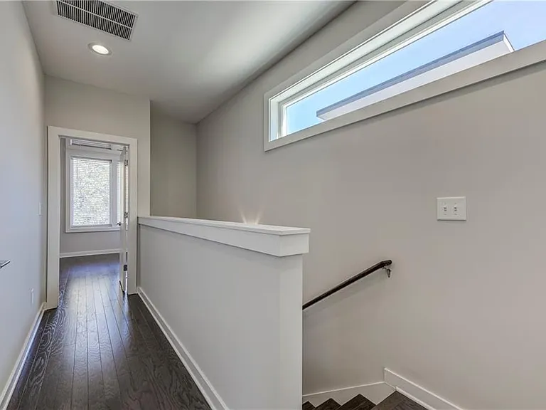 415 Gartrell St SE #7 — Photo 15