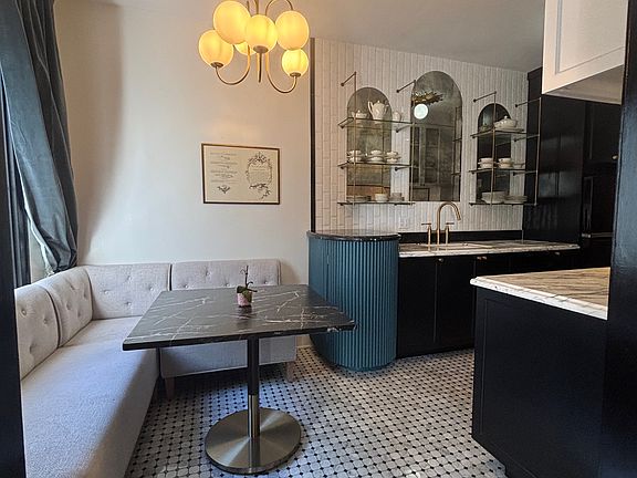 Kitchen nook
