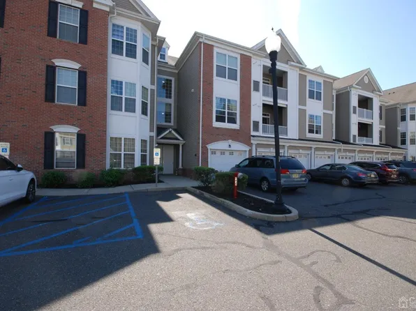 2426 Edward Stec Blvd, Edison, NJ 08837