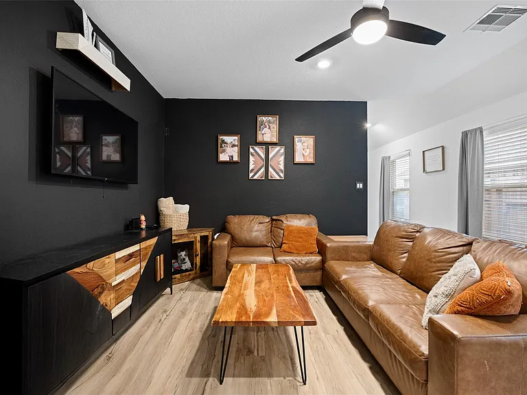 10417 Pineland Dr — Photo 9