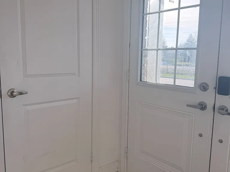 46 Boathouse Rd #UPPER — Photo 2