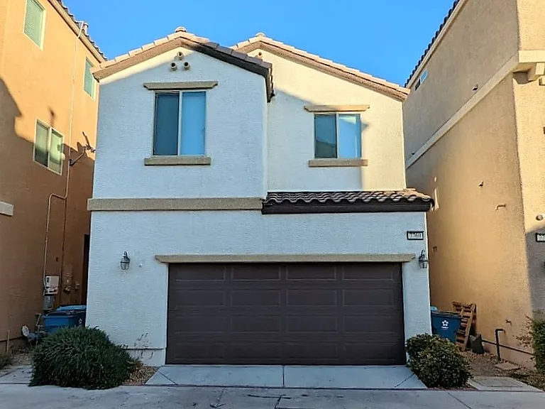 7760 Floral Fabric Ct — Photo 1