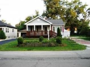 345 Sheldon Ave, Downers Grove, IL 60515