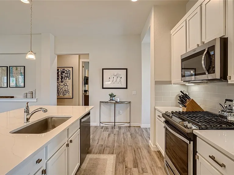 7301 Coit Rd — Photo 11