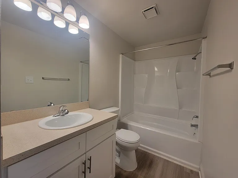 3811 Bowline Cir #102 — Photo 6