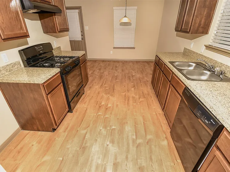 21519 S Werrington Way — Photo 5