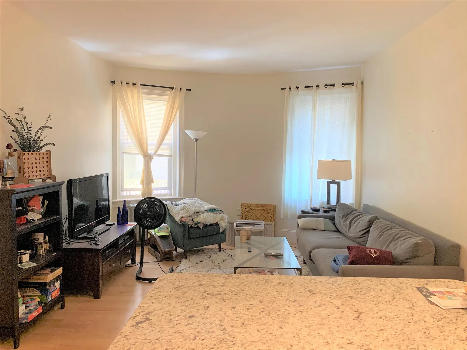 1 bed, 625 sqft, $2,800 — Photo 3